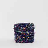 Lumière noir : Fil en tissu de t-shirt recyclé